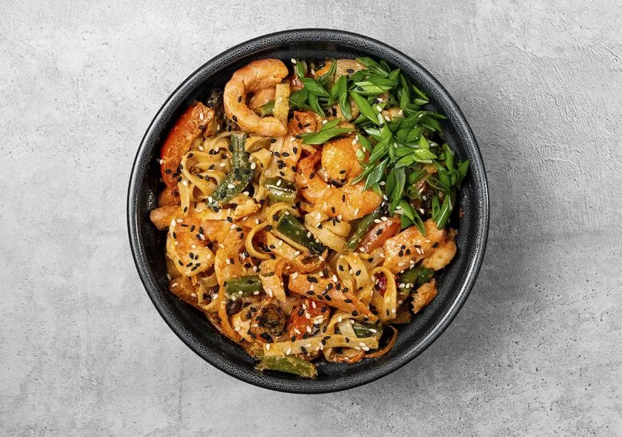 Том ям с морепродуктами